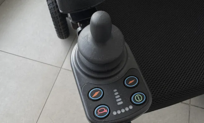 🦽 Fauteuil roulant électrique : guide complet pour choisir une solution de mobilité adaptée, Saint-Denis, Médic À Lit